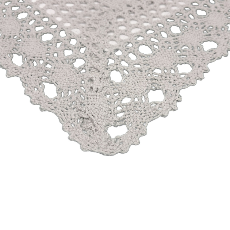 Szara poszewka z koronką 40x40 cm