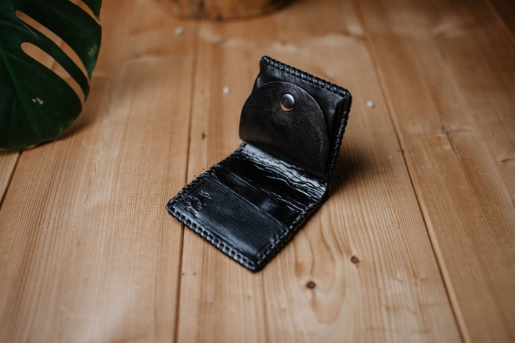 Męski skórzany portfel zdobiony rękodzieło parzenica