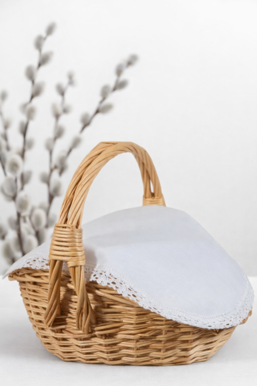 Owalna serwetka przykrycie do koszyczka wielkanocnego koronka