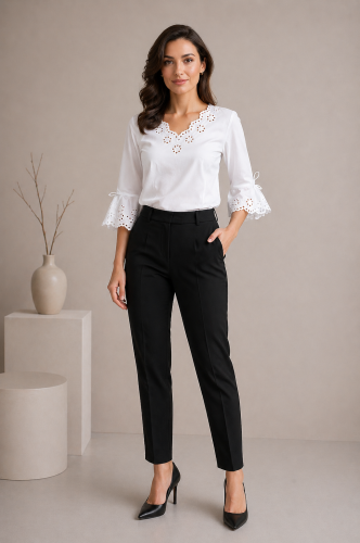 Biała damska bluzka ażurowa